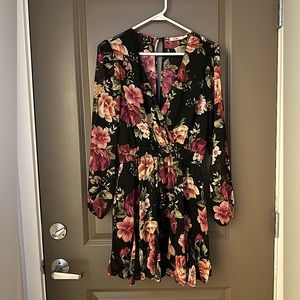 miami Cinched Long-Sleeve V-Cut Floral Dress, Size M